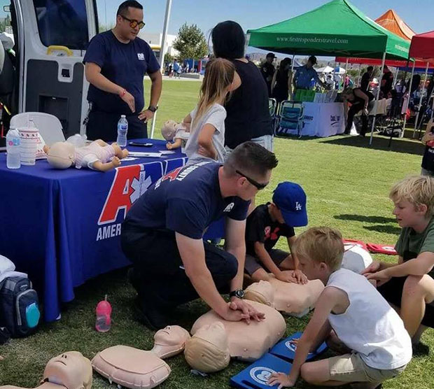 Teaching-CPR-outside.jpg